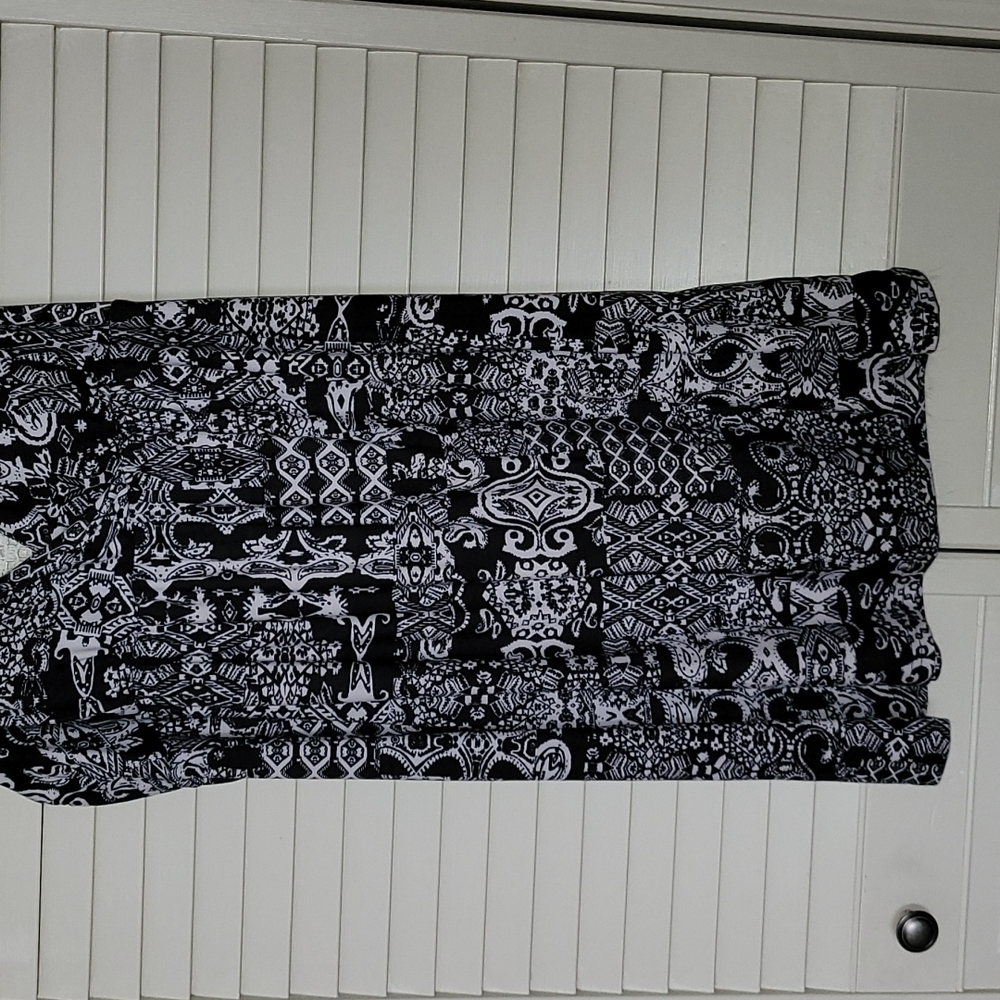 Dress - Picture 3 of 8